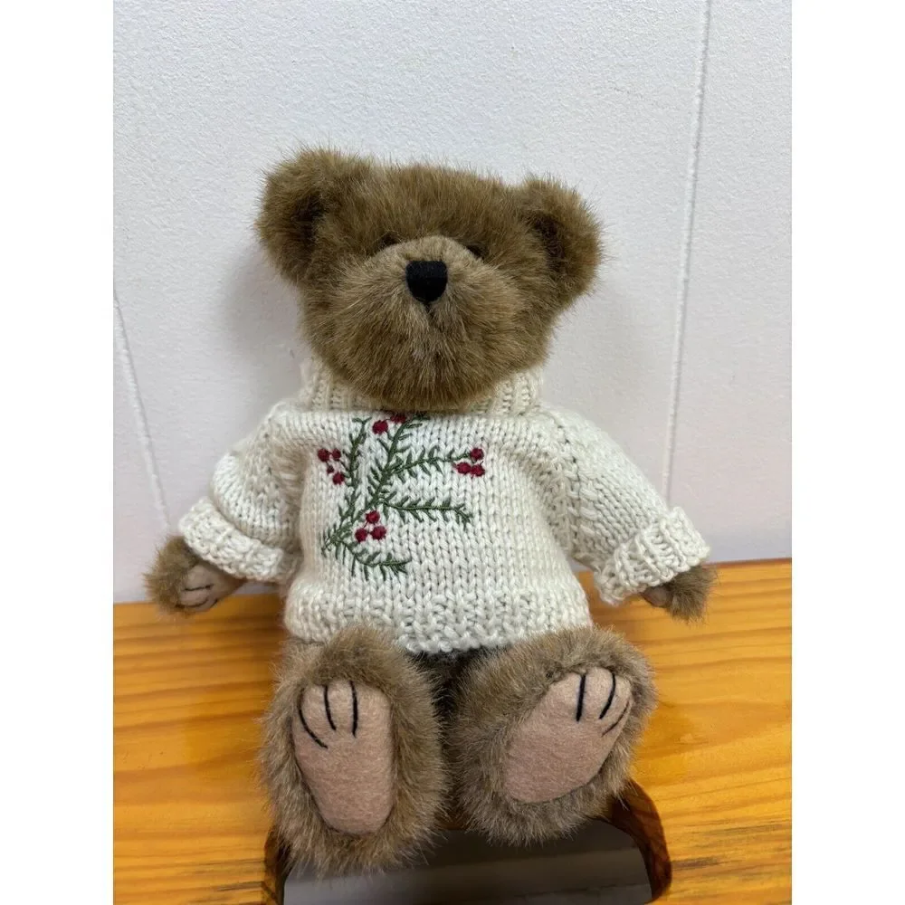 Boyds Bears celebrate holidays